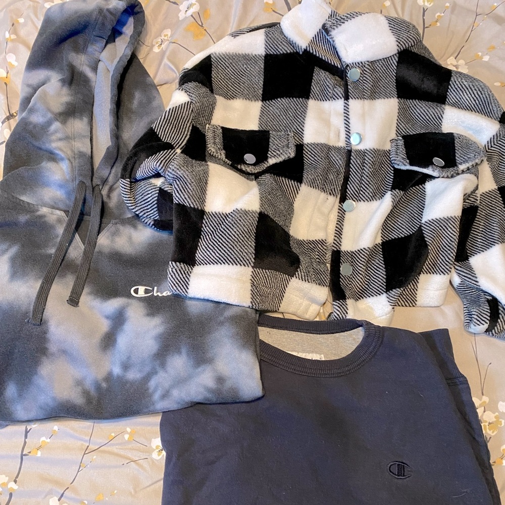 Sweater bundle